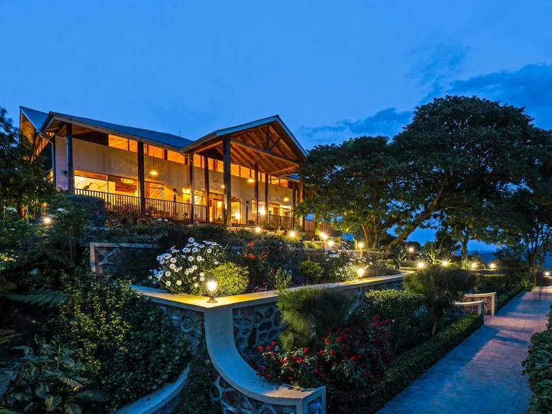 Best Luxury Lodges and Camps in Best Luxury Lodges and Camps in