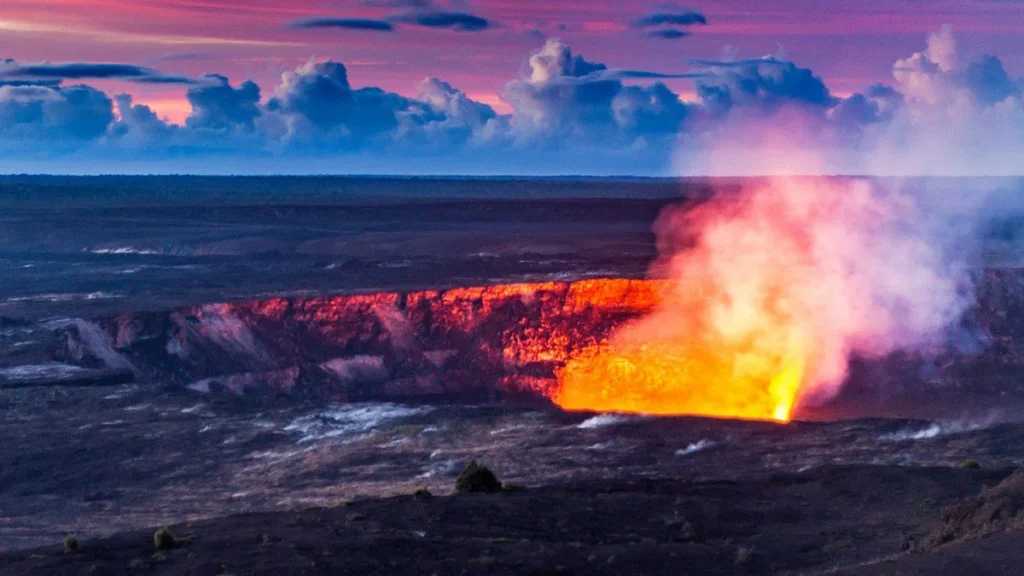 What Are the Interesting Facts About Volcanoes National Park?