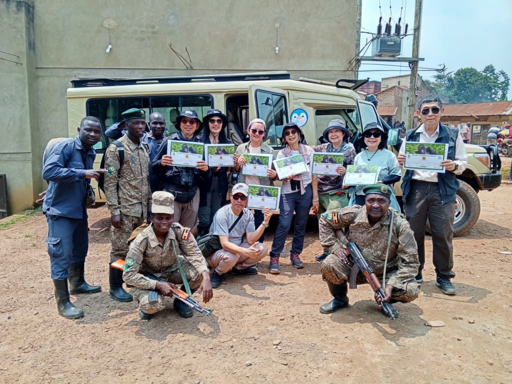 Best Safari Footwear for Changing Temperatures